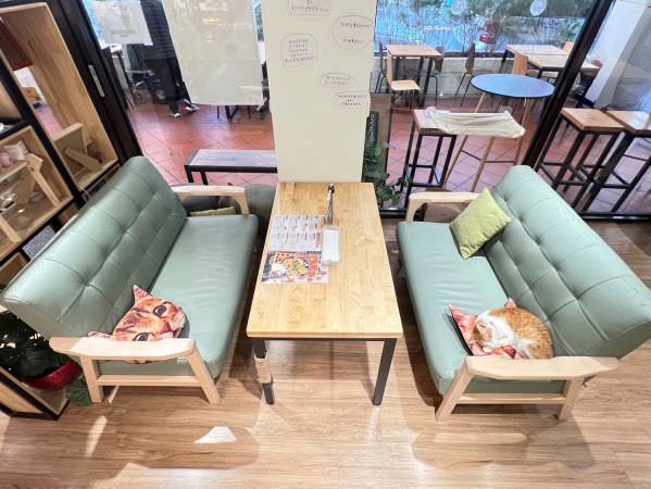 森林小徑健行店用餐环境